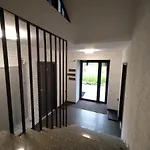 Nowy Sowia Z Widokiem Na Snieznik *
