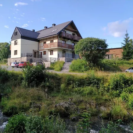 Nowy Sowia Z Widokiem Na Snieznik アパート