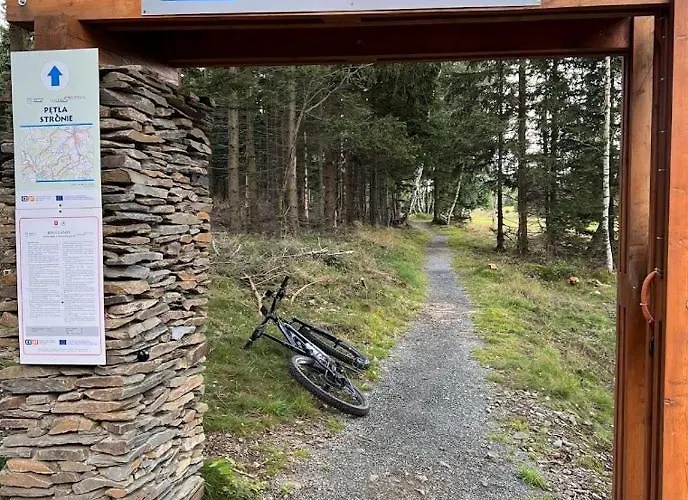 Nowy Sowia Z Widokiem Na Snieznik